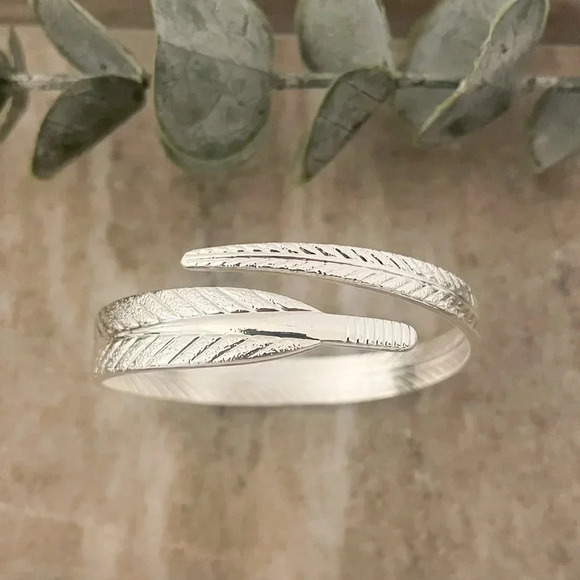 925 Sterling Silver Feather Wrap Bracelet Chunky Wide Large Statement Bracelet - Picture 1 of 8